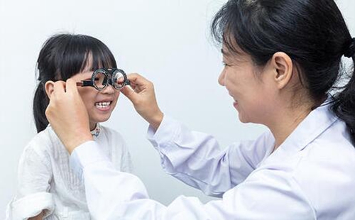 简心怡近视矫正成功案例